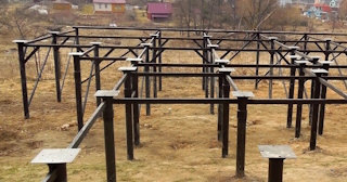 Свайный фундамент под ключ цена с установкой в Люберцах от 515 рублей/м2| установка свайного фундамента под дом под ключ недорого